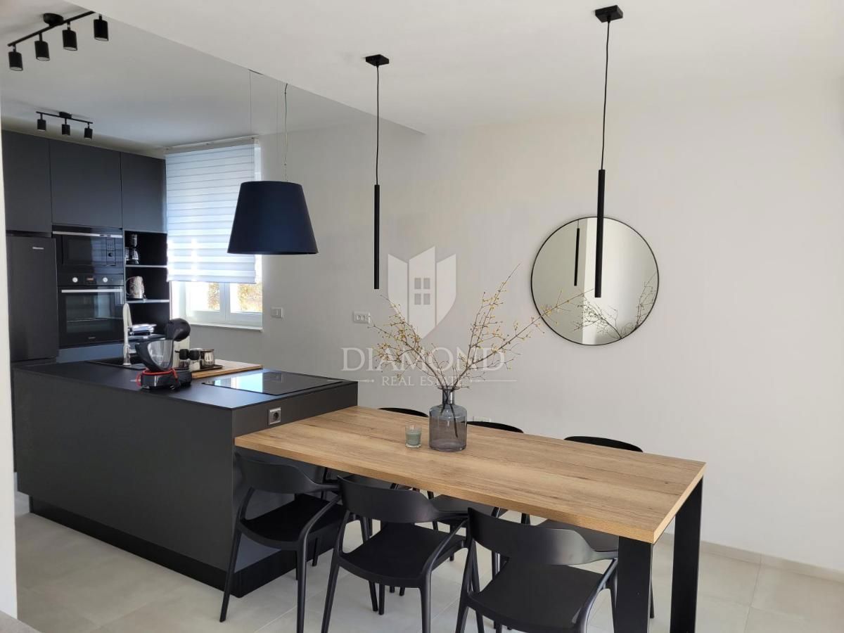 Svetvinčenat, dintorni, villa di lusso 