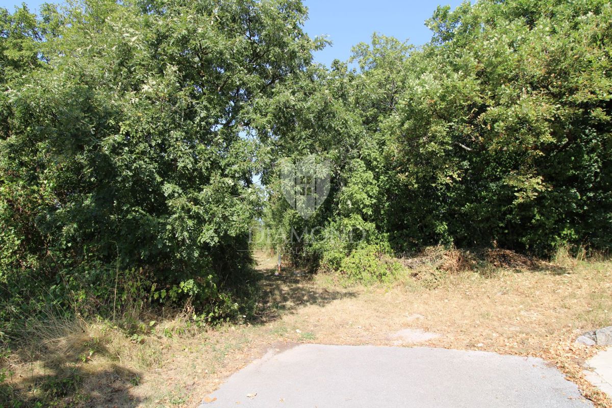 Terreno Mladenići, Viškovo, 1.614m2