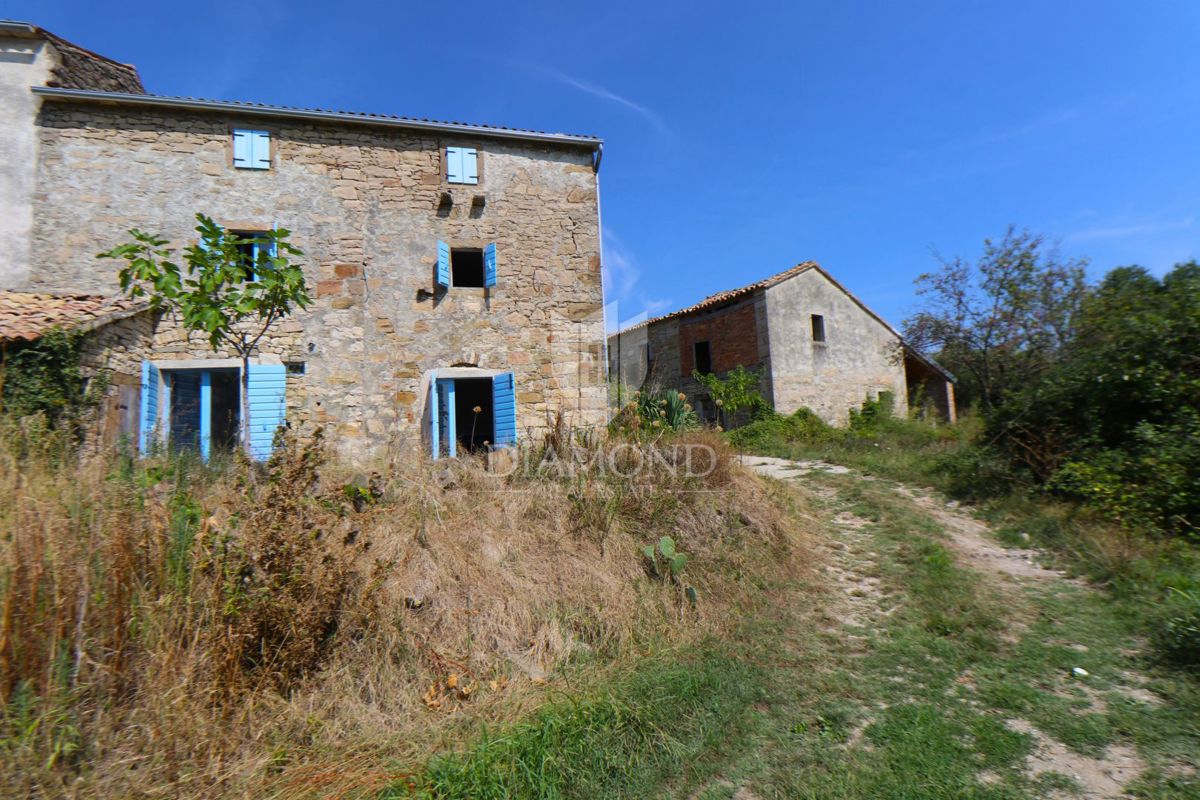 Cerovlje, dintorni, due case in pietra con bellissima vista