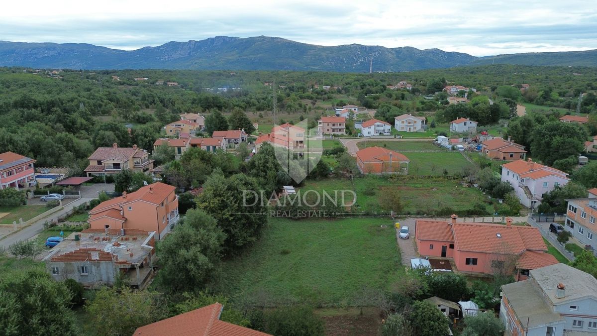 Dintorni di Albona, terreno edificabile