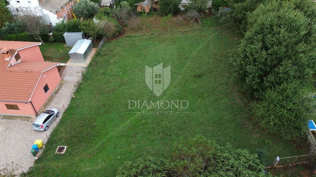 Dintorni di Albona, terreno edificabile