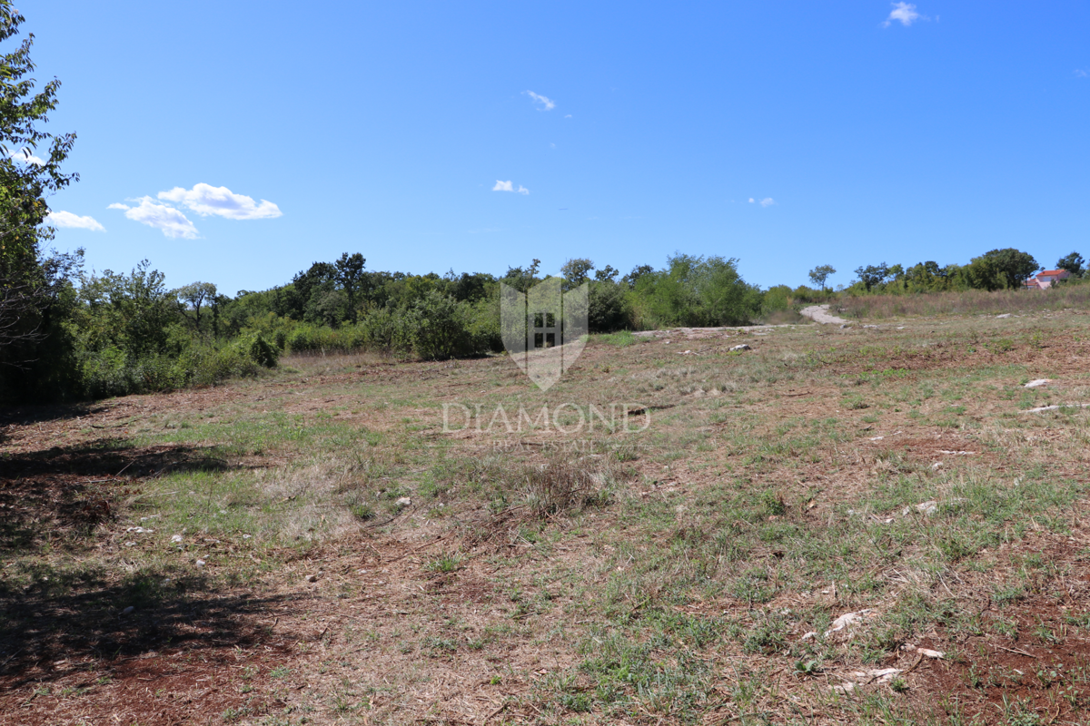 Labin, terreno edificabile in una posizione privilegiata