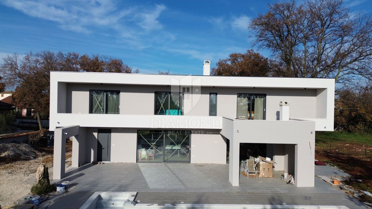 Marčana, una grande villa con vista sul mare