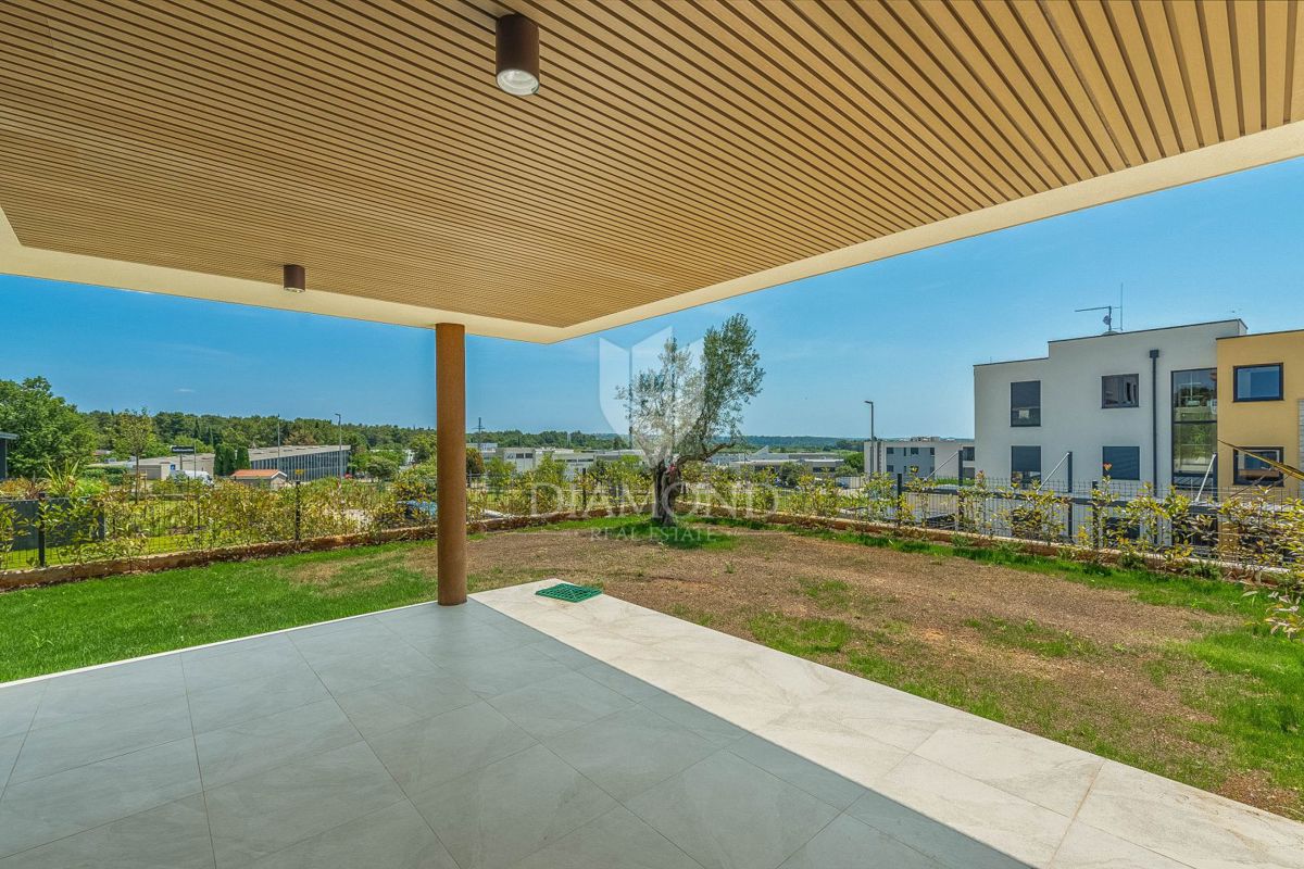 Cittanova, nuovo appartamento di 94 m2 al piano terra con giardino privato di 148 m2!