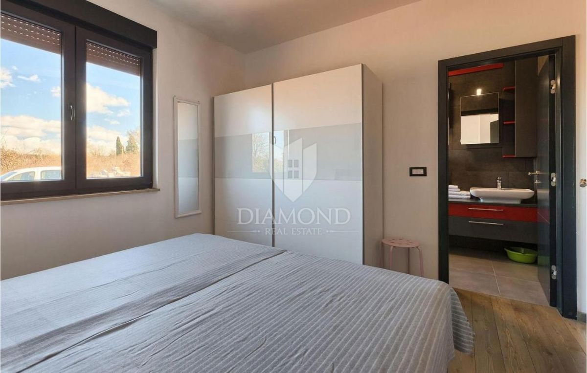 Istria, Dignano, dintorni, moderna casa a un piano con piscina