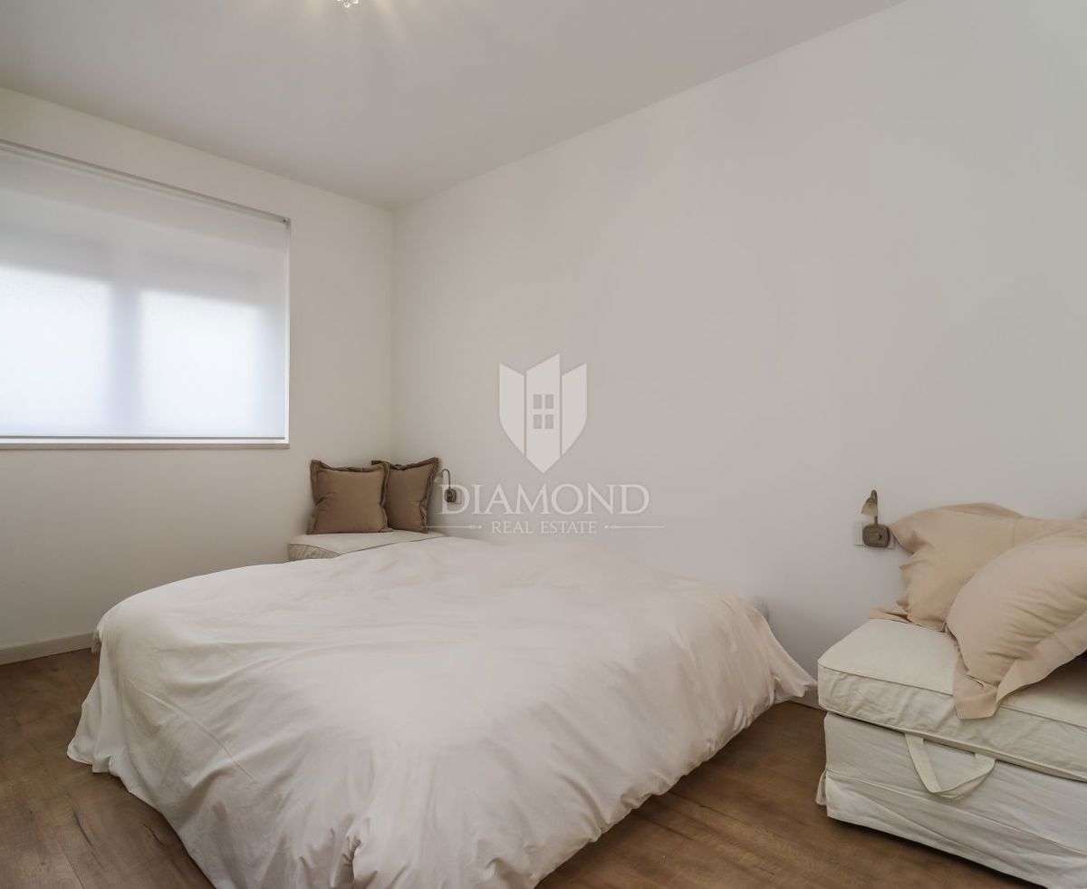 ESCLUSIVA! Appartamento moderno con garage – Štinjan