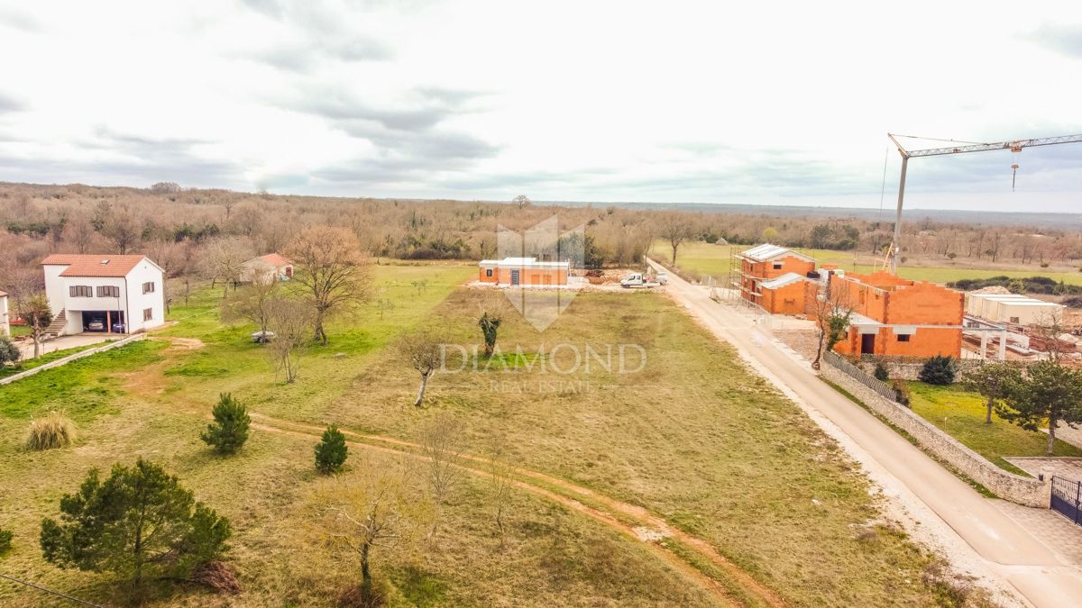 Fantastico terreno edificabile a Raponji - Istria
