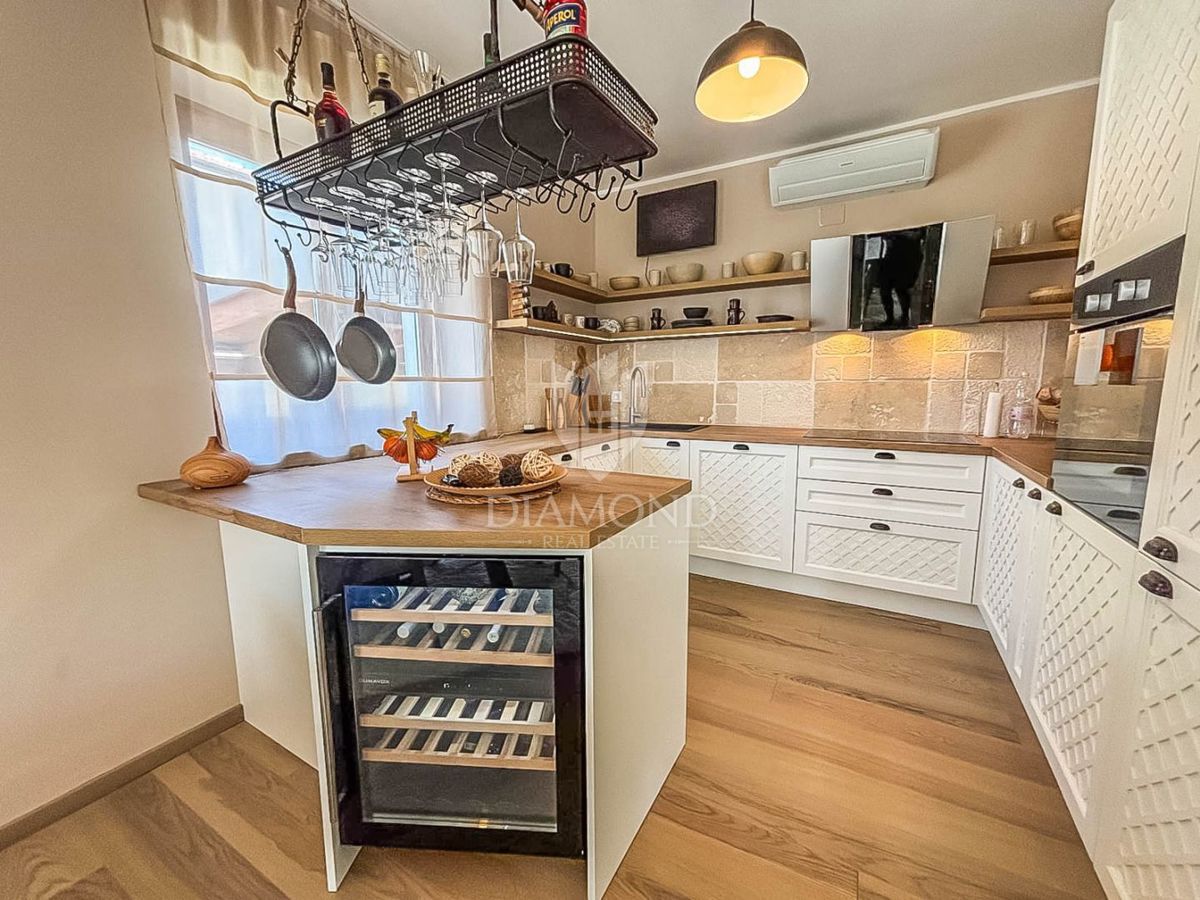 Umago, Salvore - graziosa casa con piscina a 150 metri dalla spiaggia!