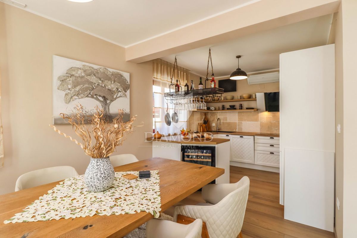 Umago, Salvore - graziosa casa con piscina a 150 metri dalla spiaggia!