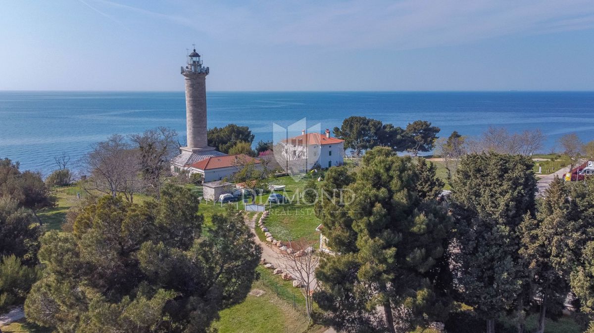 Umago, Salvore - graziosa casa con piscina a 150 metri dalla spiaggia!