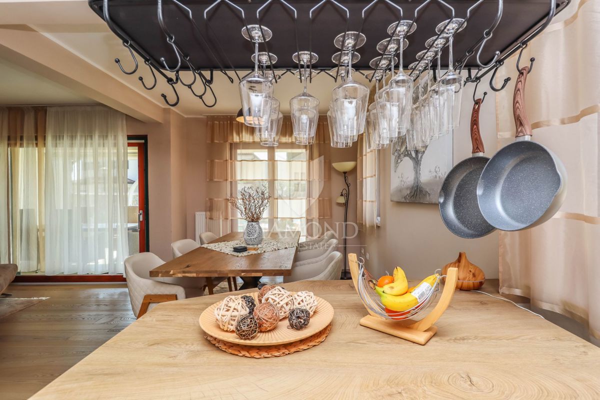 Umago, Salvore - graziosa casa con piscina a 150 metri dalla spiaggia!