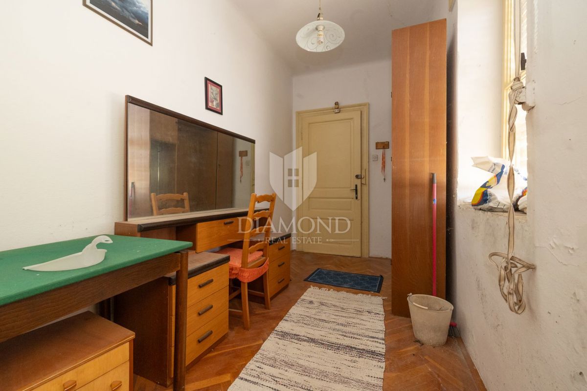 Unico a Rovigno! Appartamento con vista mare impressionante