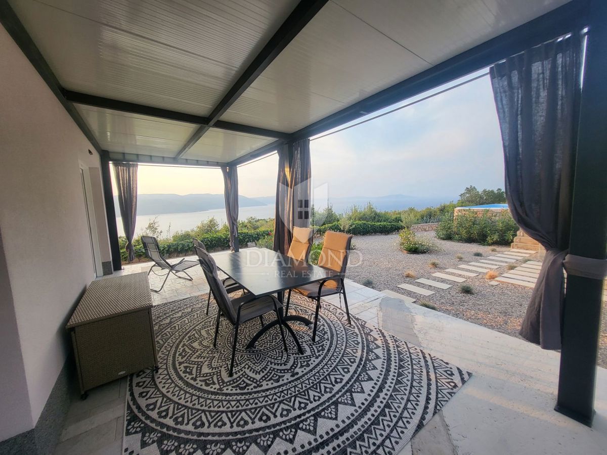 Casa con vista panoramica, zona di Plomin