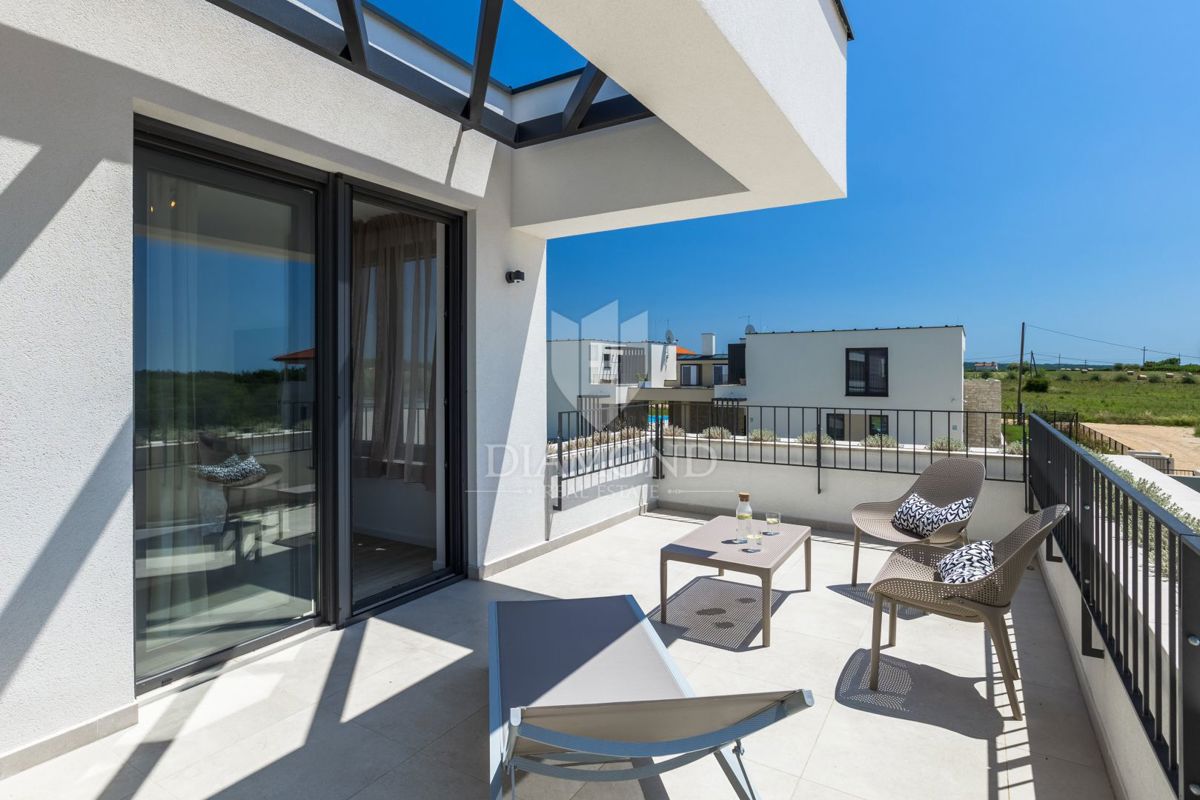 Verteneglio, bellissima villa con piscina in cima a una collina