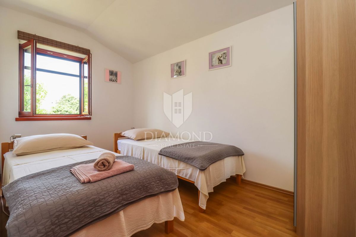 Bellissima casa con piscina a Krnica - perfetta per vacanze e investimenti