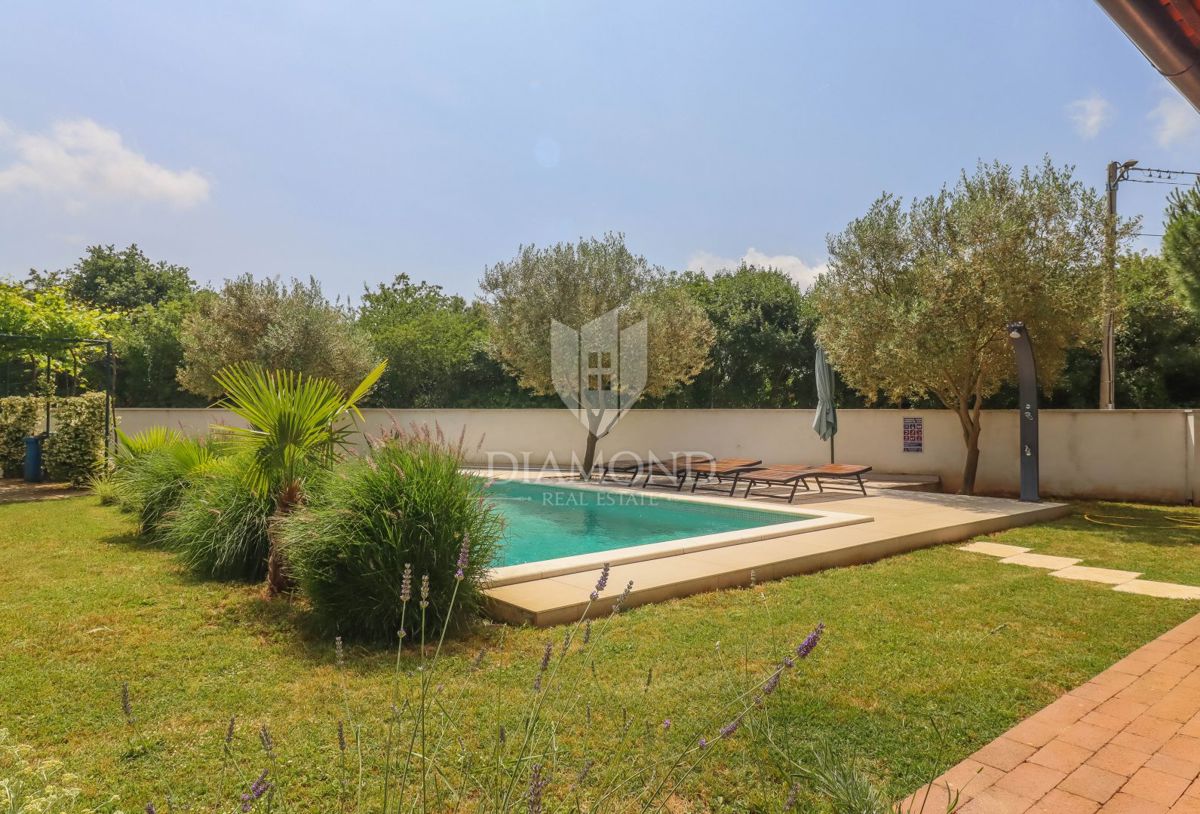 Bellissima casa con piscina a Krnica - perfetta per vacanze e investimenti