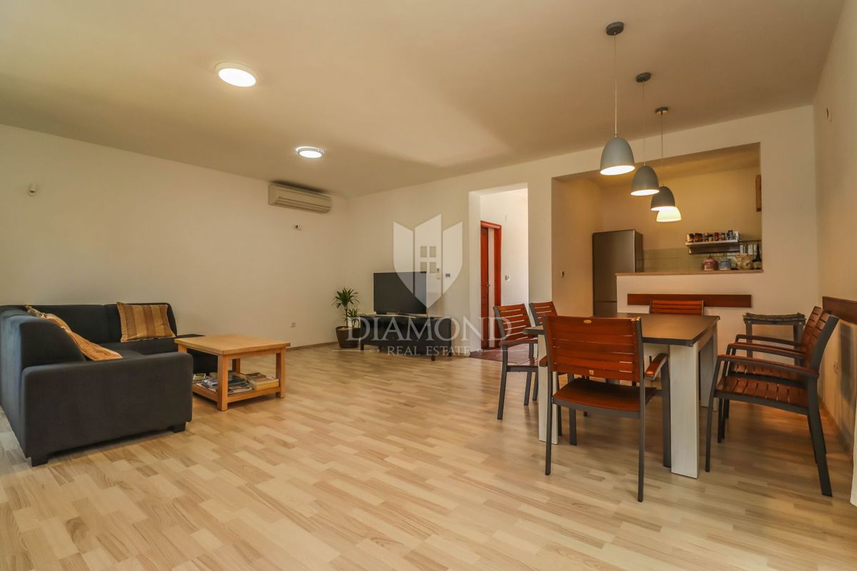 Bellissima casa con piscina a Krnica - perfetta per vacanze e investimenti