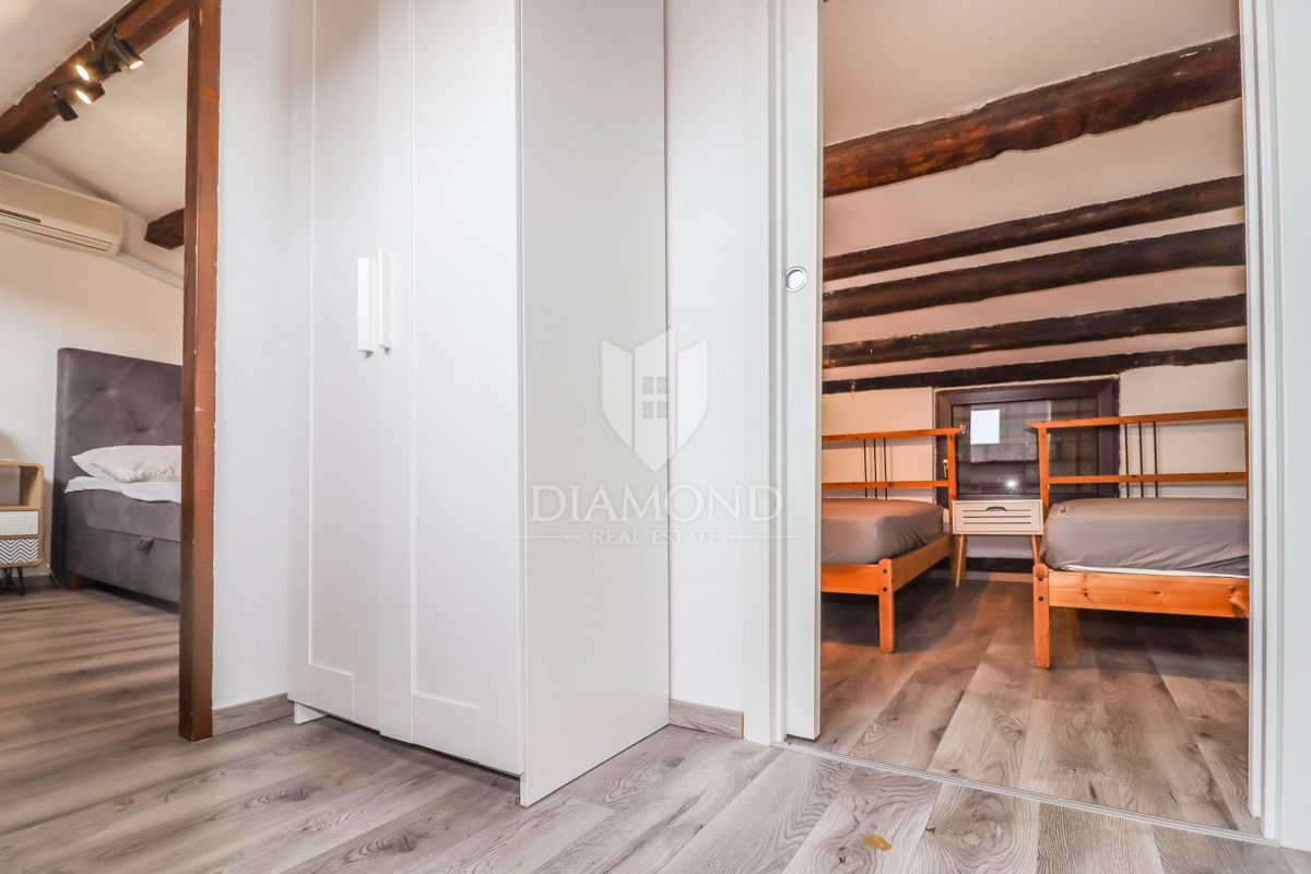 ESCLUSIVO! Rovigno, splendido appartamento con vista mare!