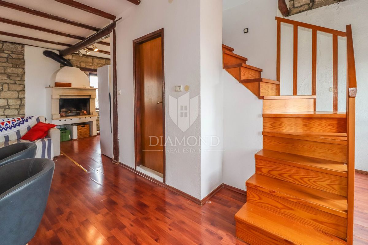 ESCLUSIVO! Rovigno, splendido appartamento con vista mare!