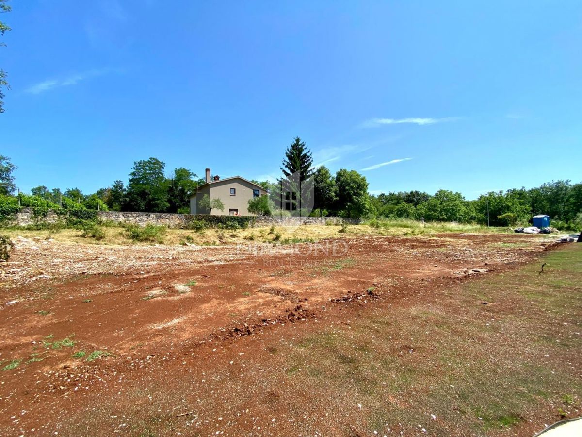 Terreno Poreč, 1.642m2