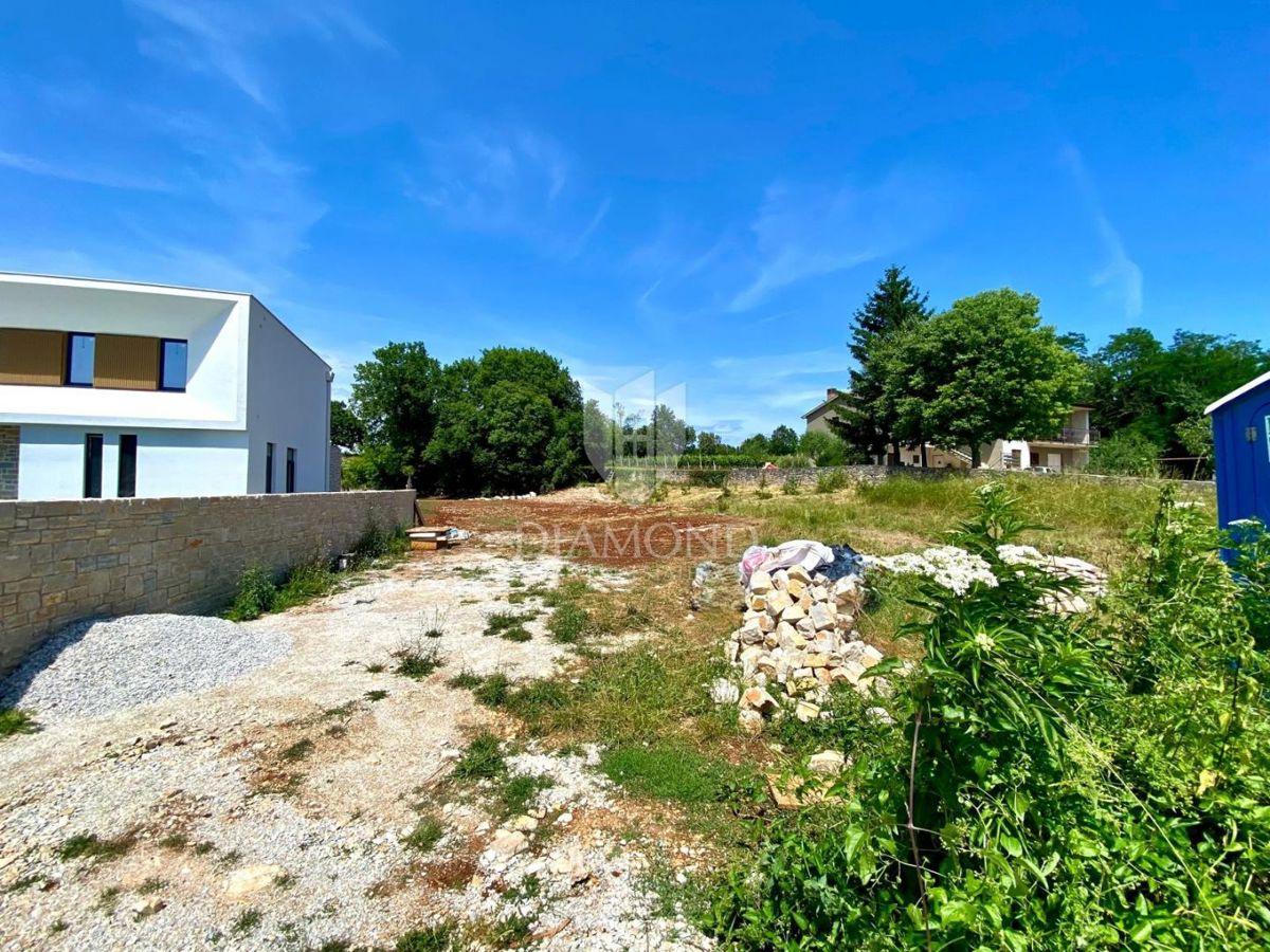 Terreno Poreč, 1.642m2