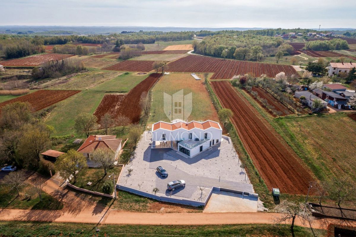 Poreč, Umgebung, Eindrucksvolle Villa/6 Schlafzimmer/ 6.200 m² Grundstück