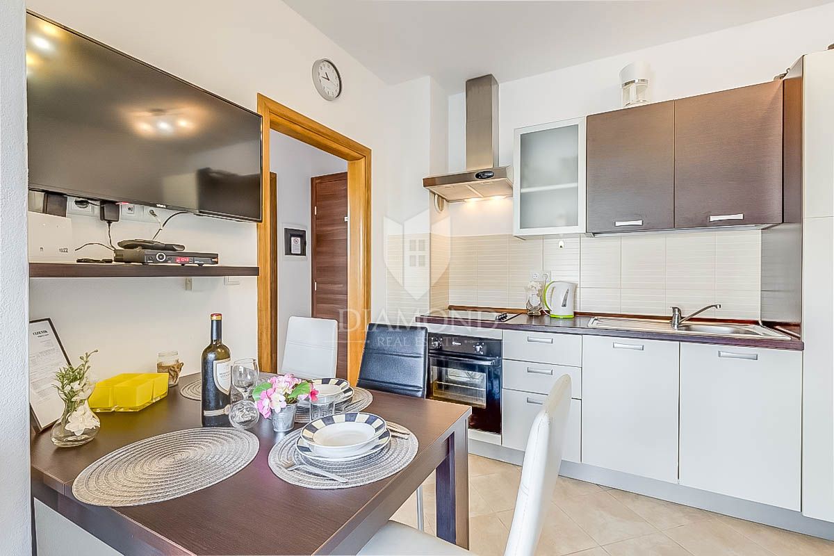 Zona Cittanova, due appartamenti a 300 metri dal mare!