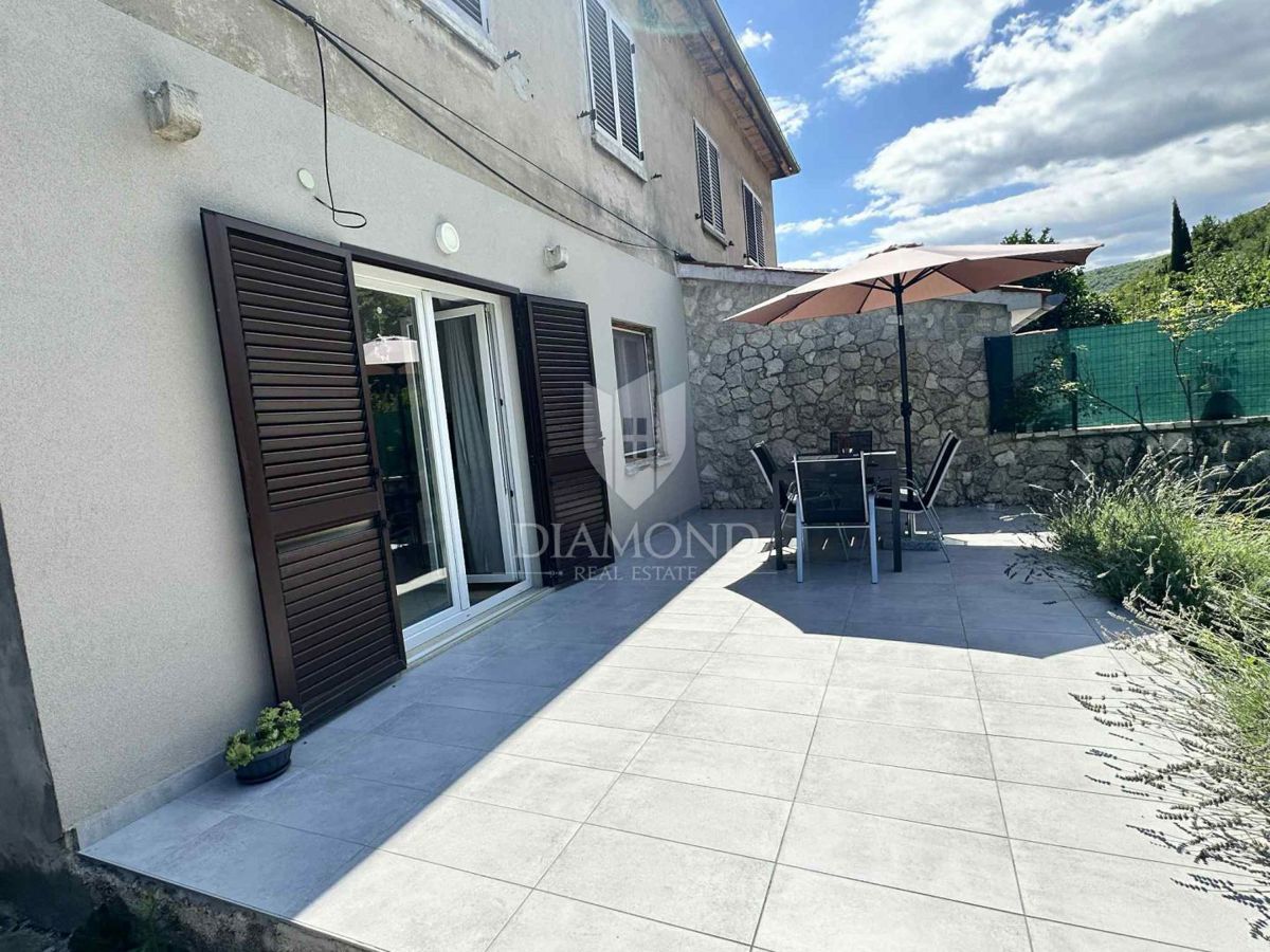 OTTIMO APPARTAMENTO RISTRUTTURATO, RAŠA