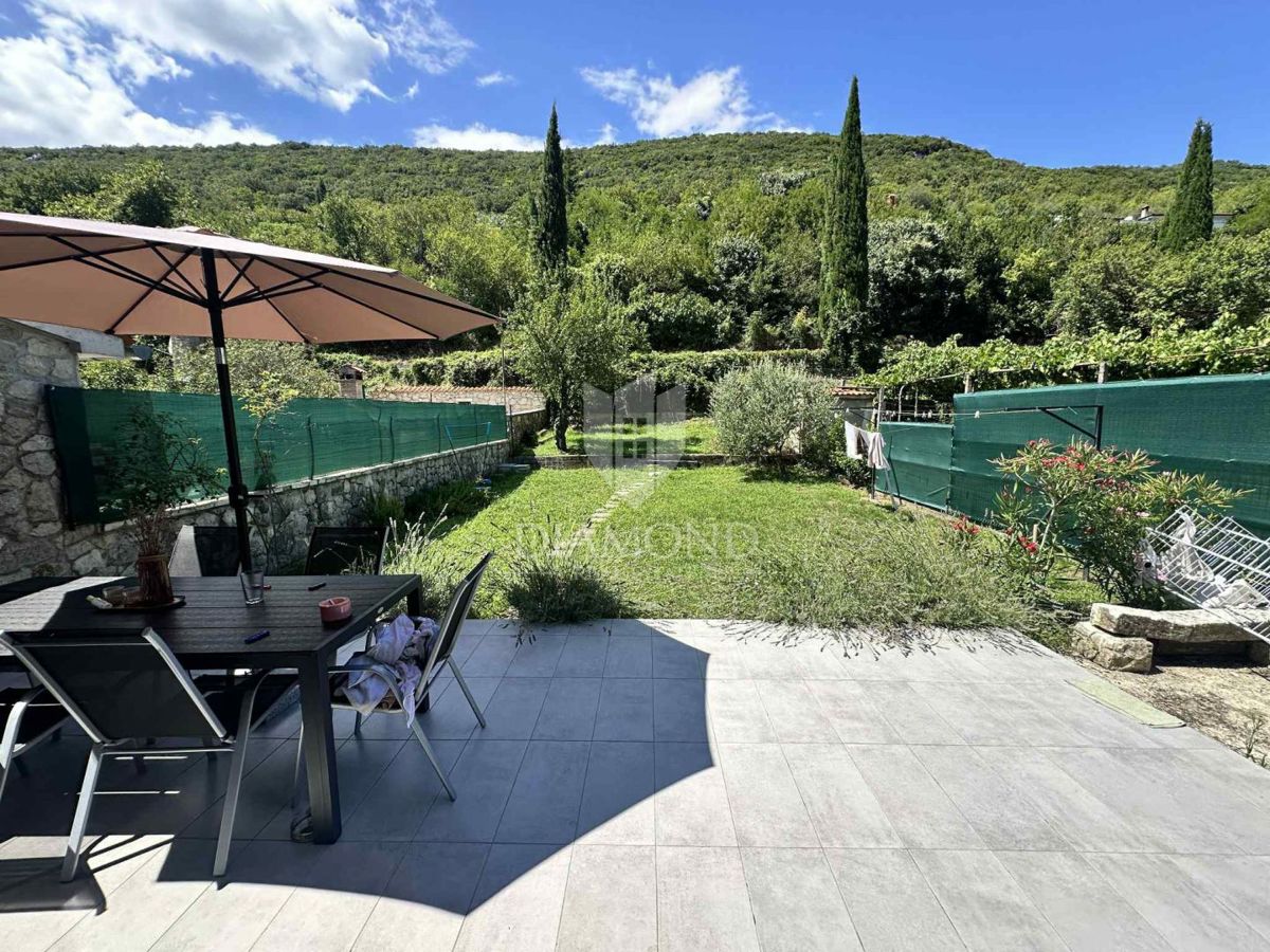 OTTIMO APPARTAMENTO RISTRUTTURATO, RAŠA