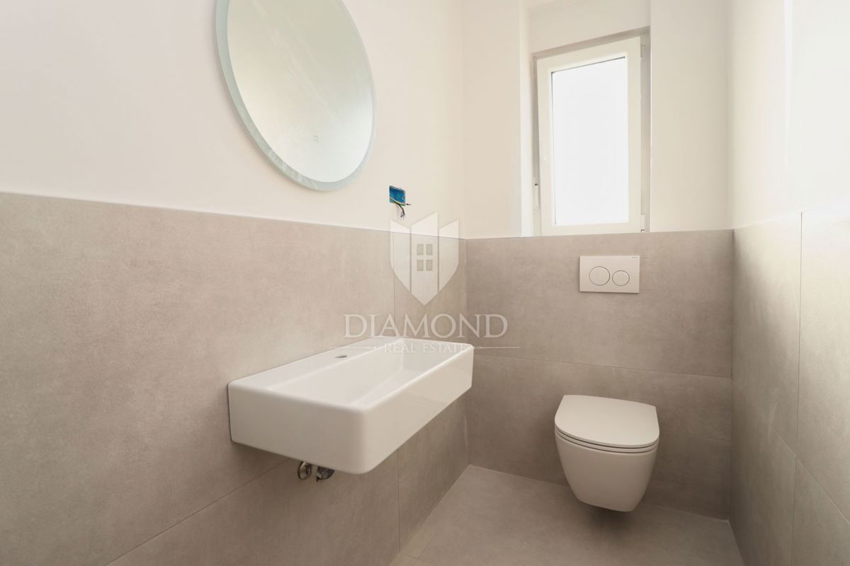 Parenzo, appartamento di nuova costruzione vicino al mare