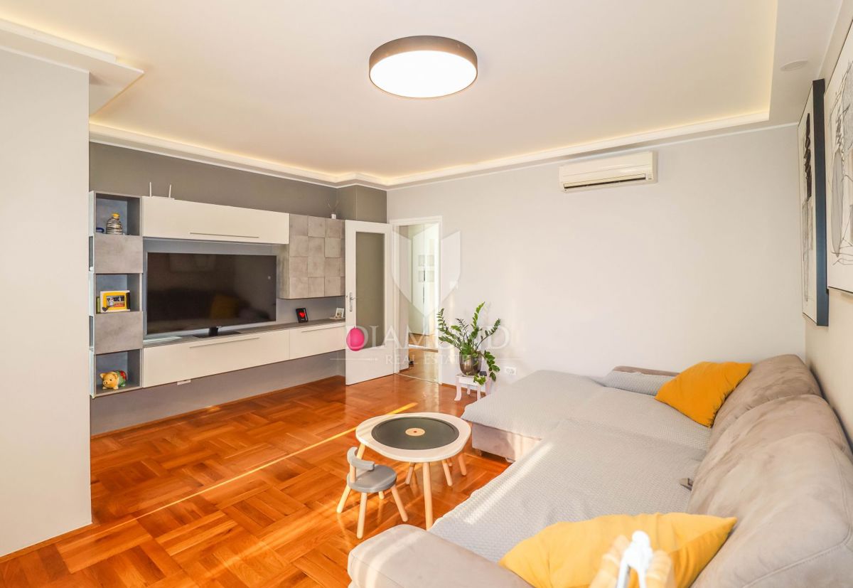 Rovigno! Centro, appartamento nuovo, parcheggio!