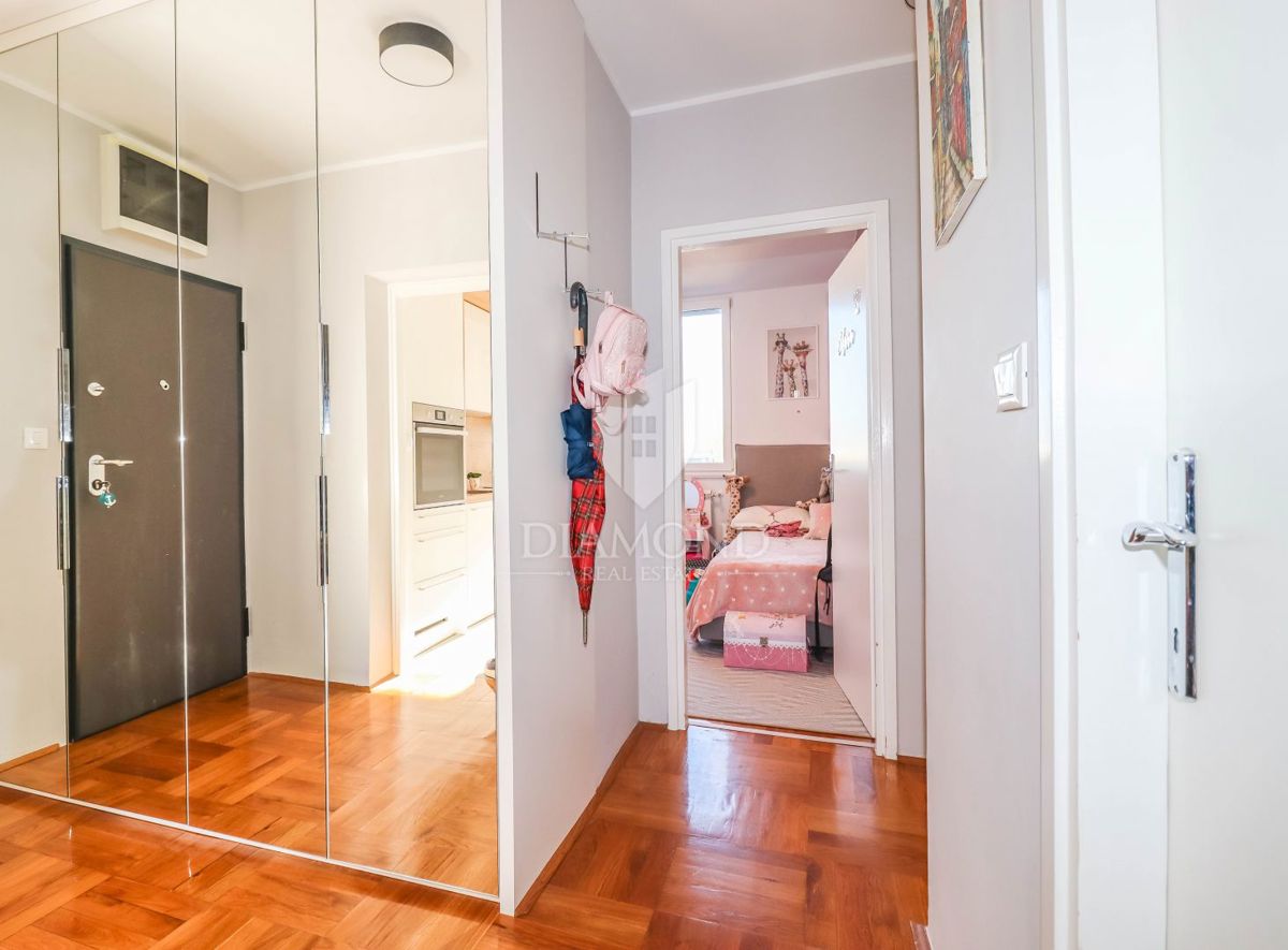 Rovigno! Centro, appartamento nuovo, parcheggio!