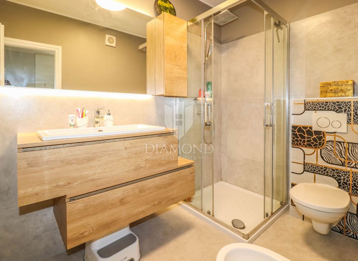 Rovigno! Centro, appartamento nuovo, parcheggio!