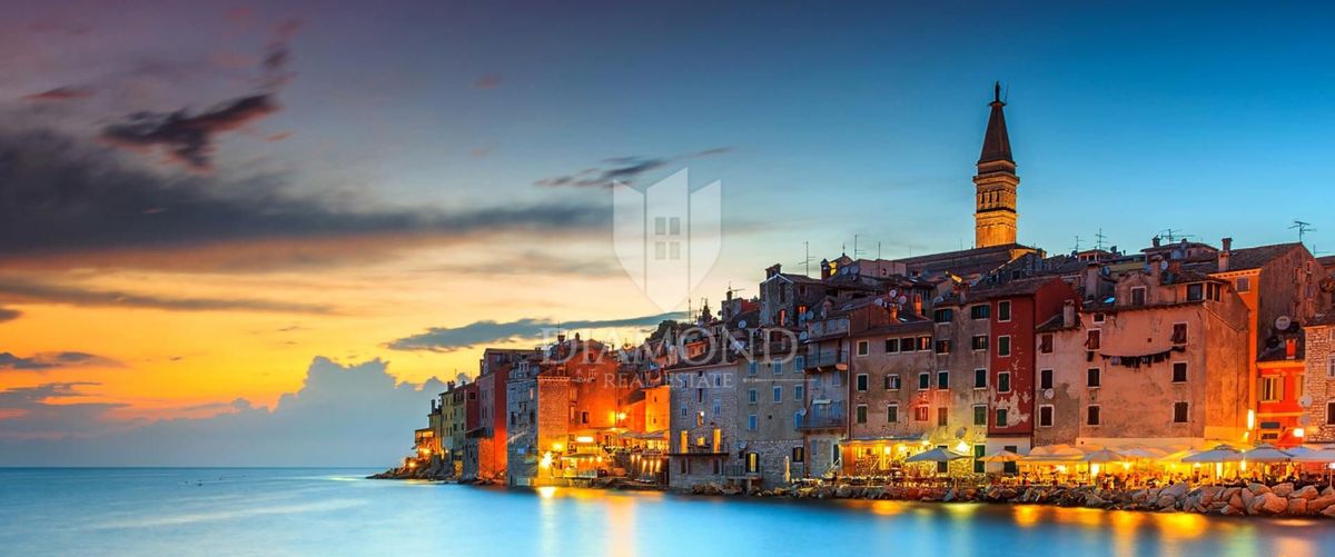 Rovigno! URGENTE! CASE E TERRENI!