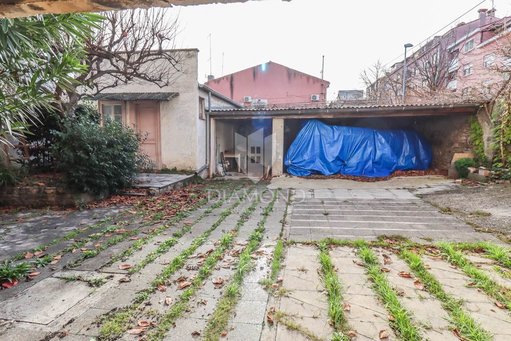 Appartamento Centar, Pula, 420m2