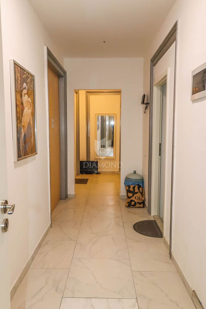 Appartamento Centar, Pula, 420m2