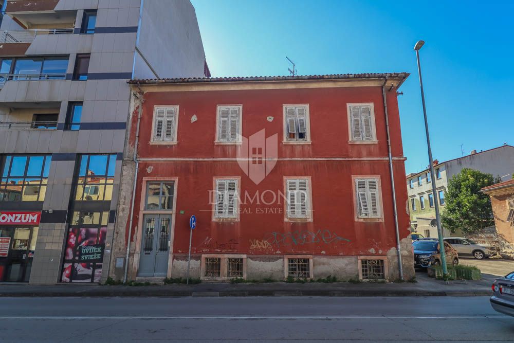 Appartamento Centar, Pula, 420m2