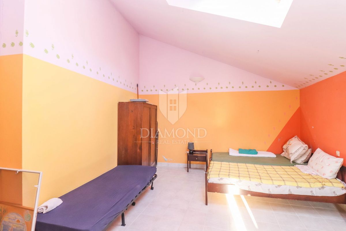 Ližnjan, casa conveniente con 3 camere da letto!