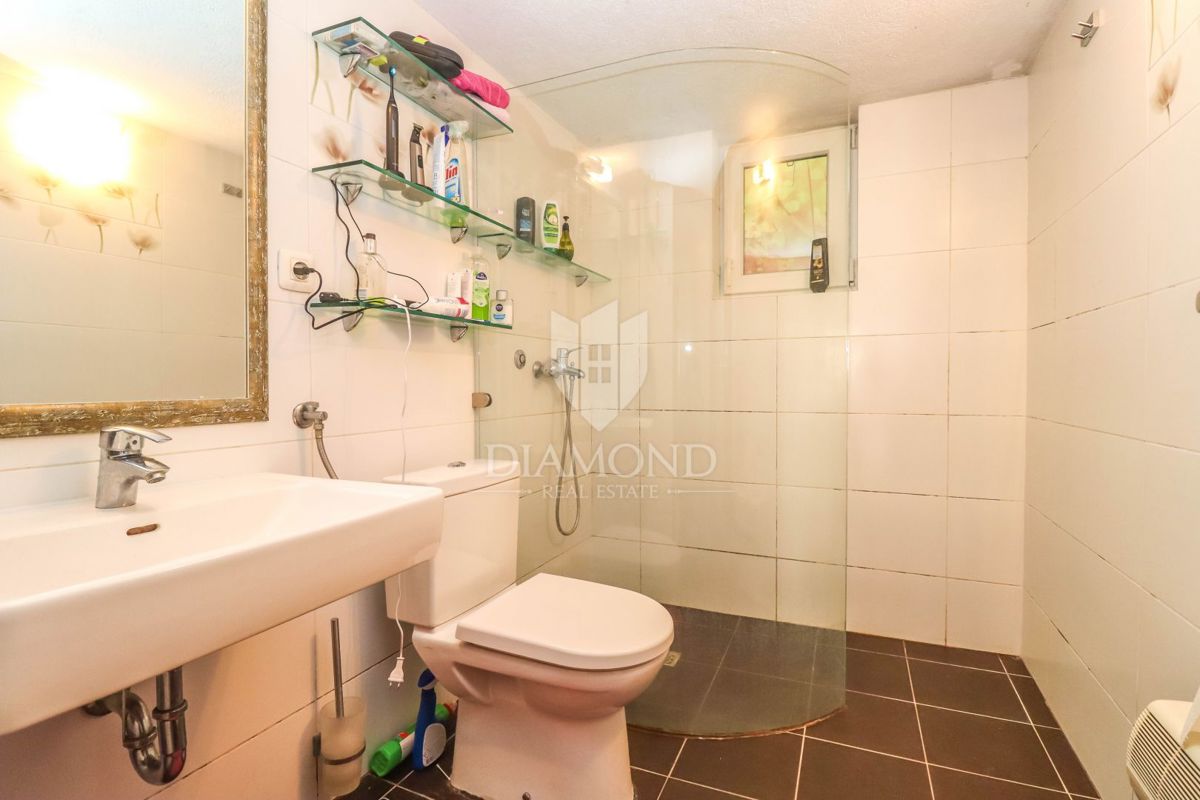 Ližnjan, casa conveniente con 3 camere da letto!