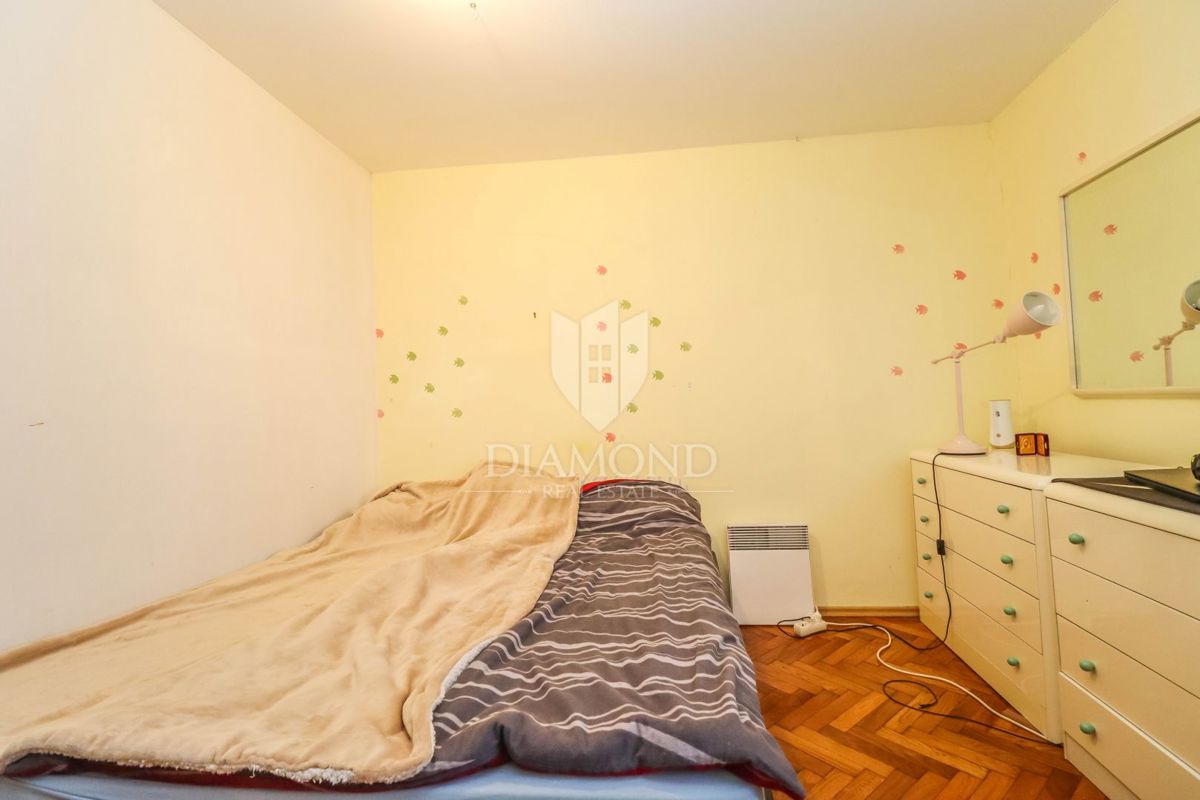 Ližnjan, casa conveniente con 3 camere da letto!