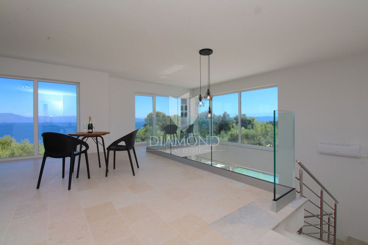 Rabac, Labin – Villa in posizione privilegiata con vista mare