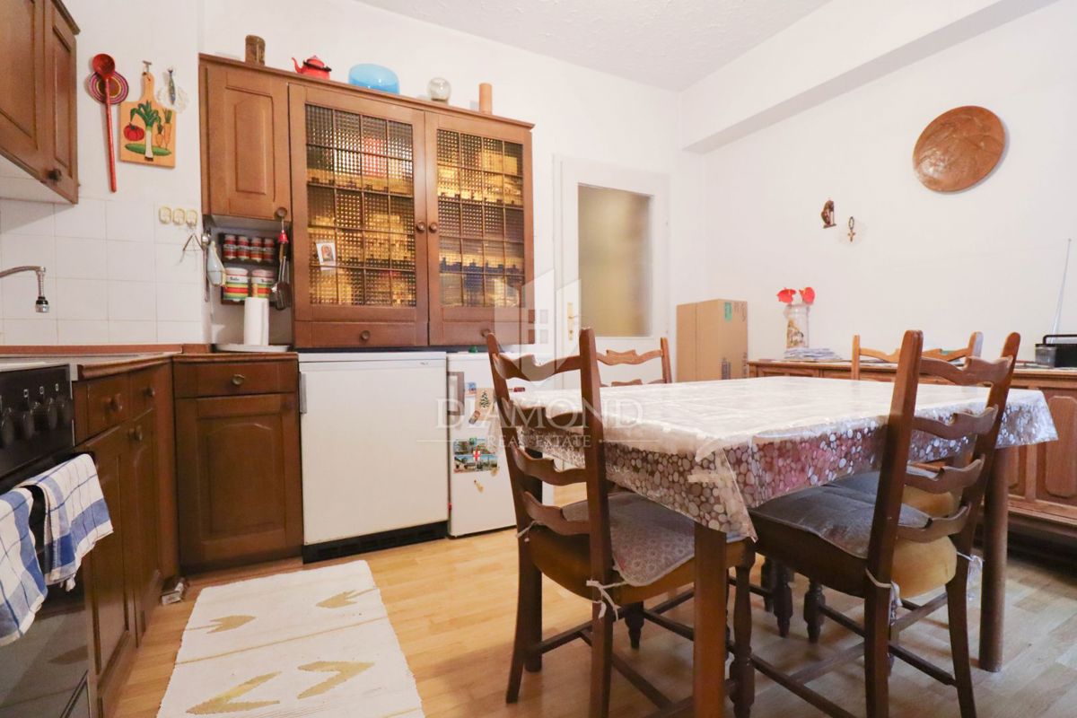 Zagabria, Knežija! Appartamento con due camere da letto con potenziale!