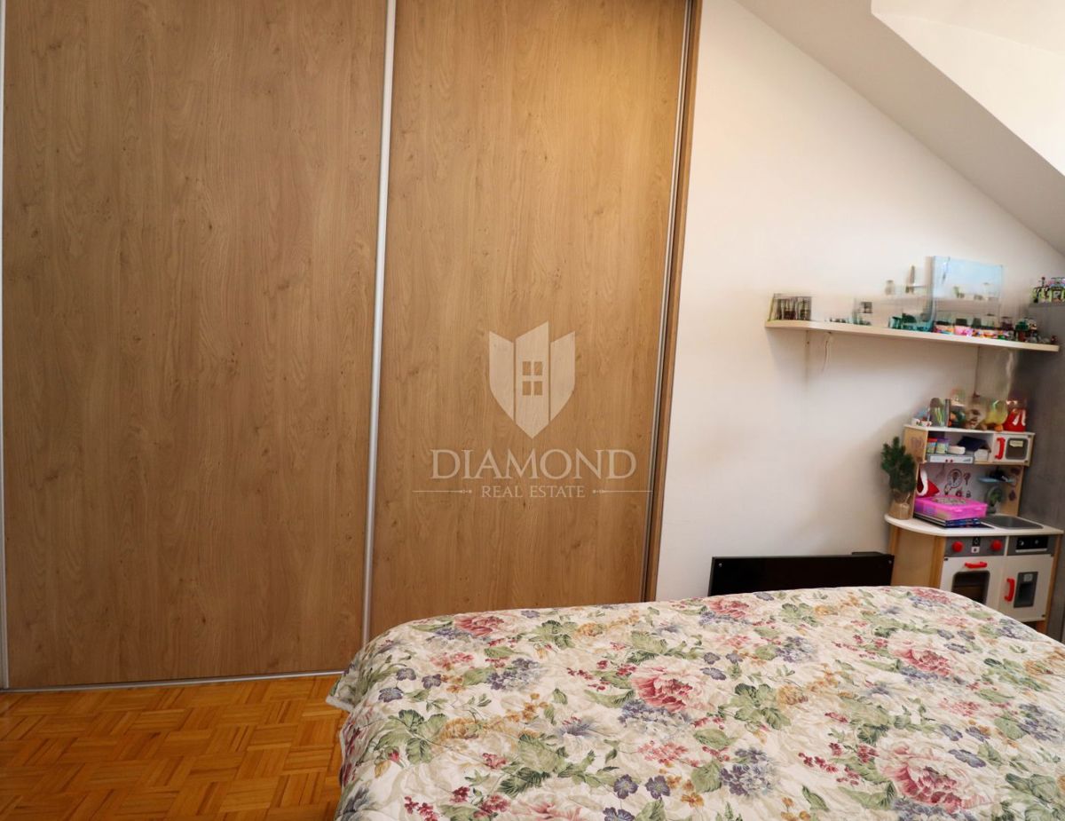 Poreč- Parenzo- Occasione, appartamento nel centro della città vecchia con vista mare