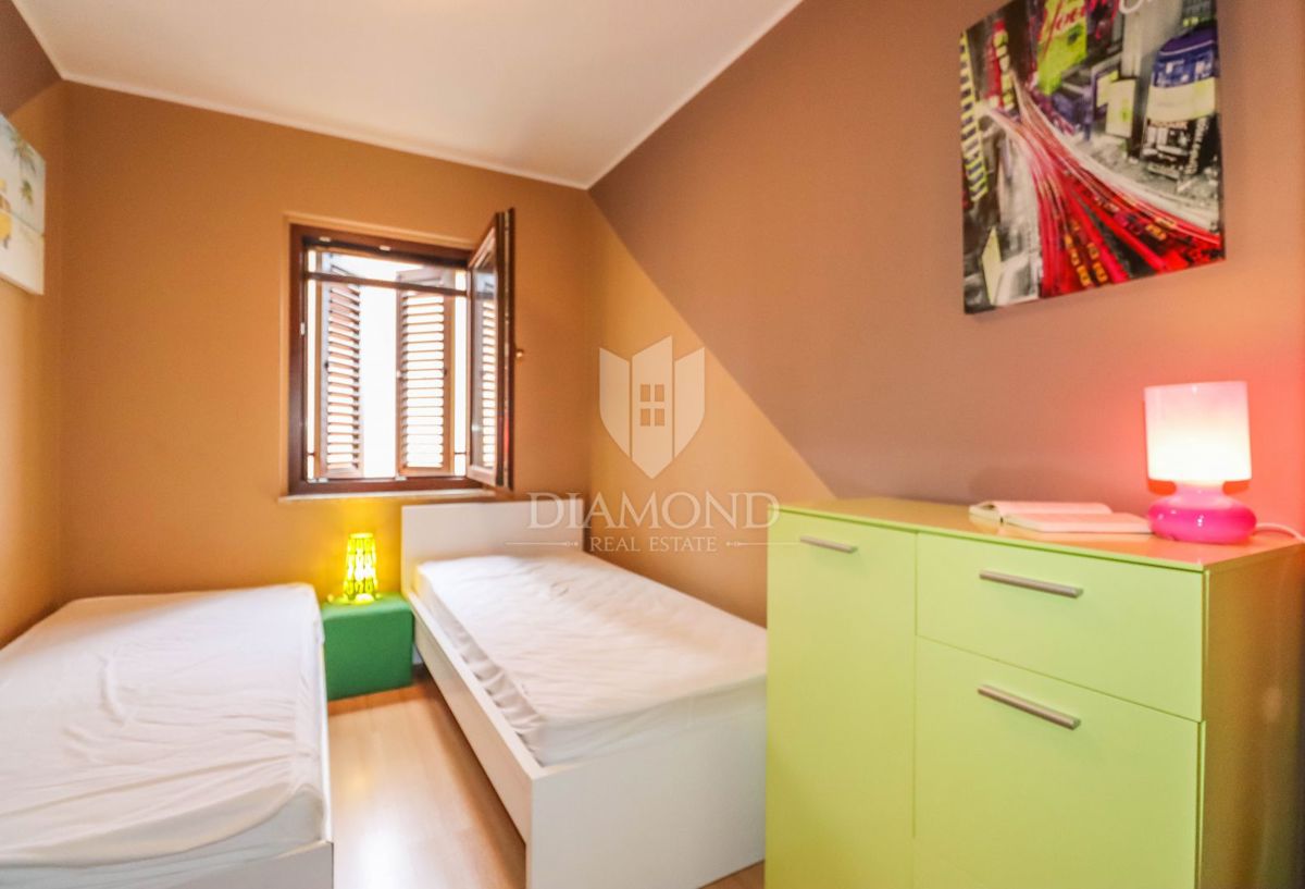 Istria, Rovigno, appartamento vicino al centro con due camere da letto e terrazza