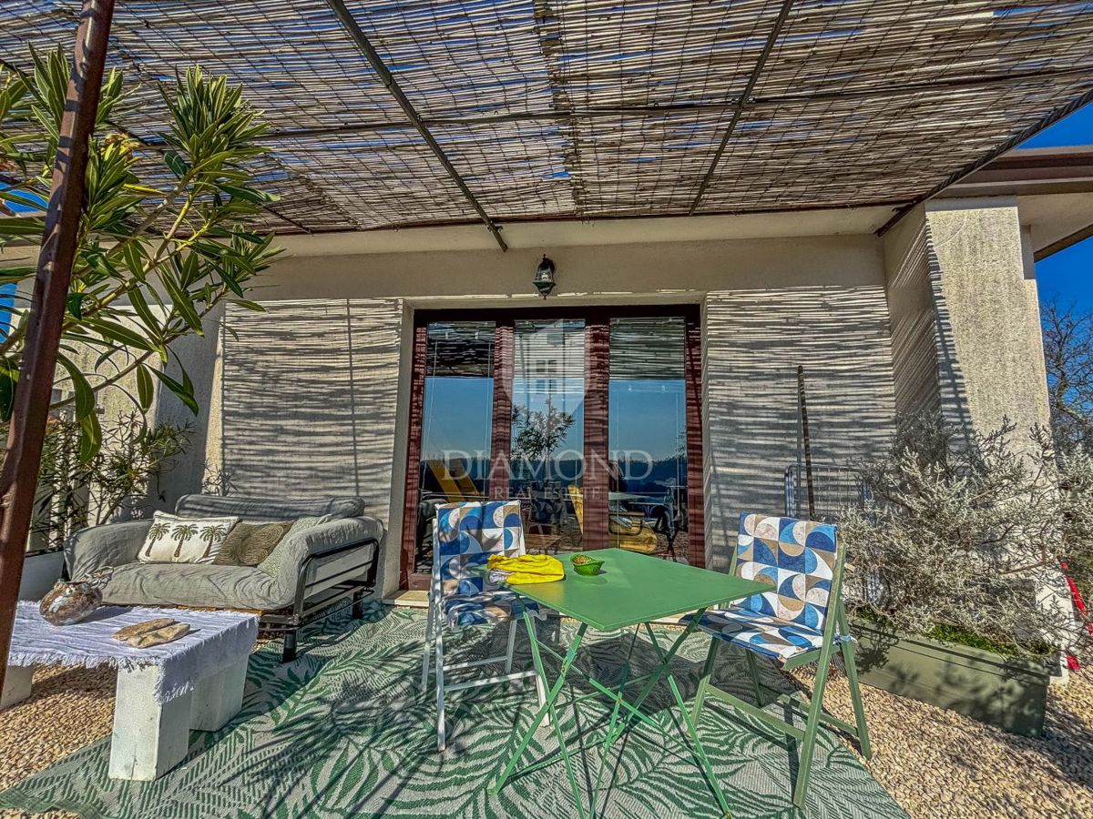 Buie, dintorni - bella casa unifamiliare su un terreno soleggiato!