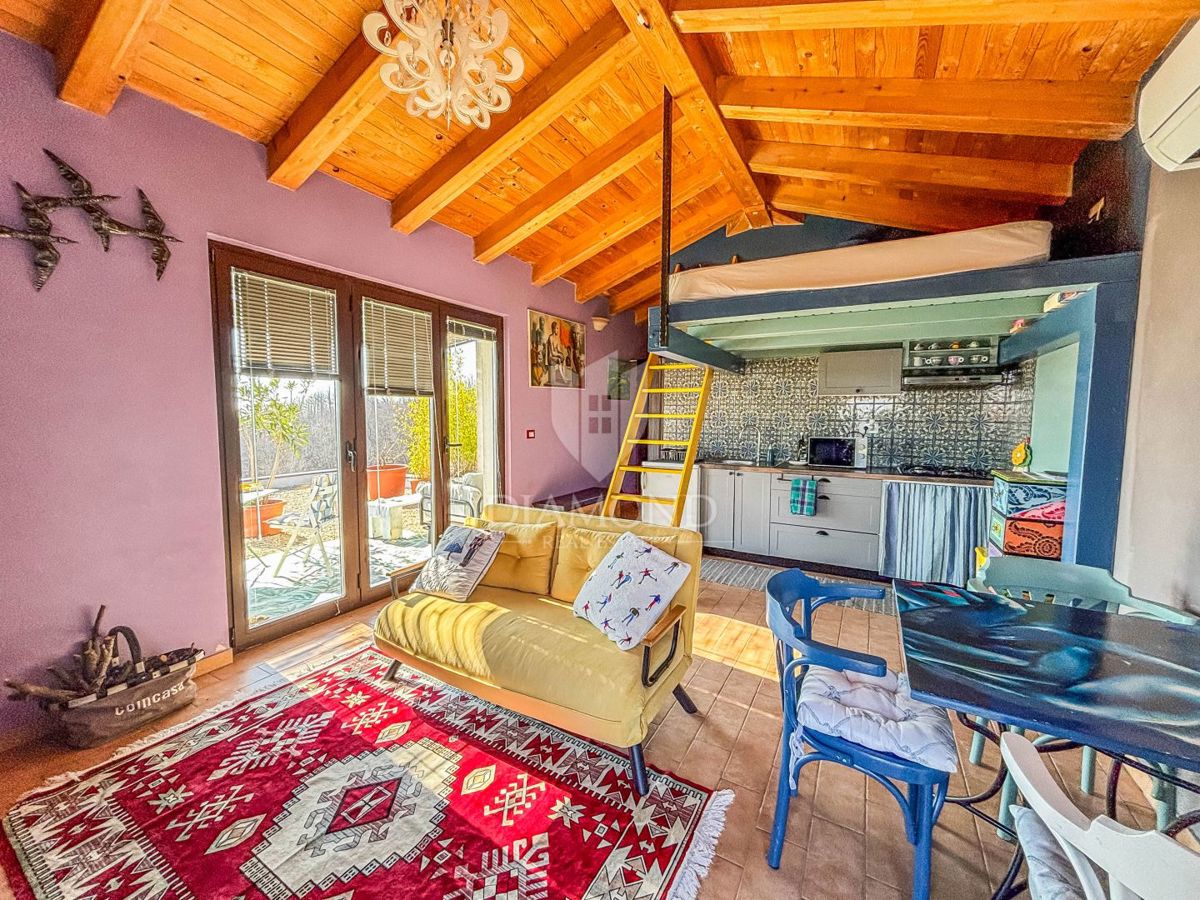 Buie, dintorni - bella casa unifamiliare su un terreno soleggiato!