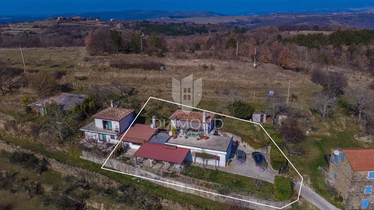 Buie, dintorni - bella casa unifamiliare su un terreno soleggiato!