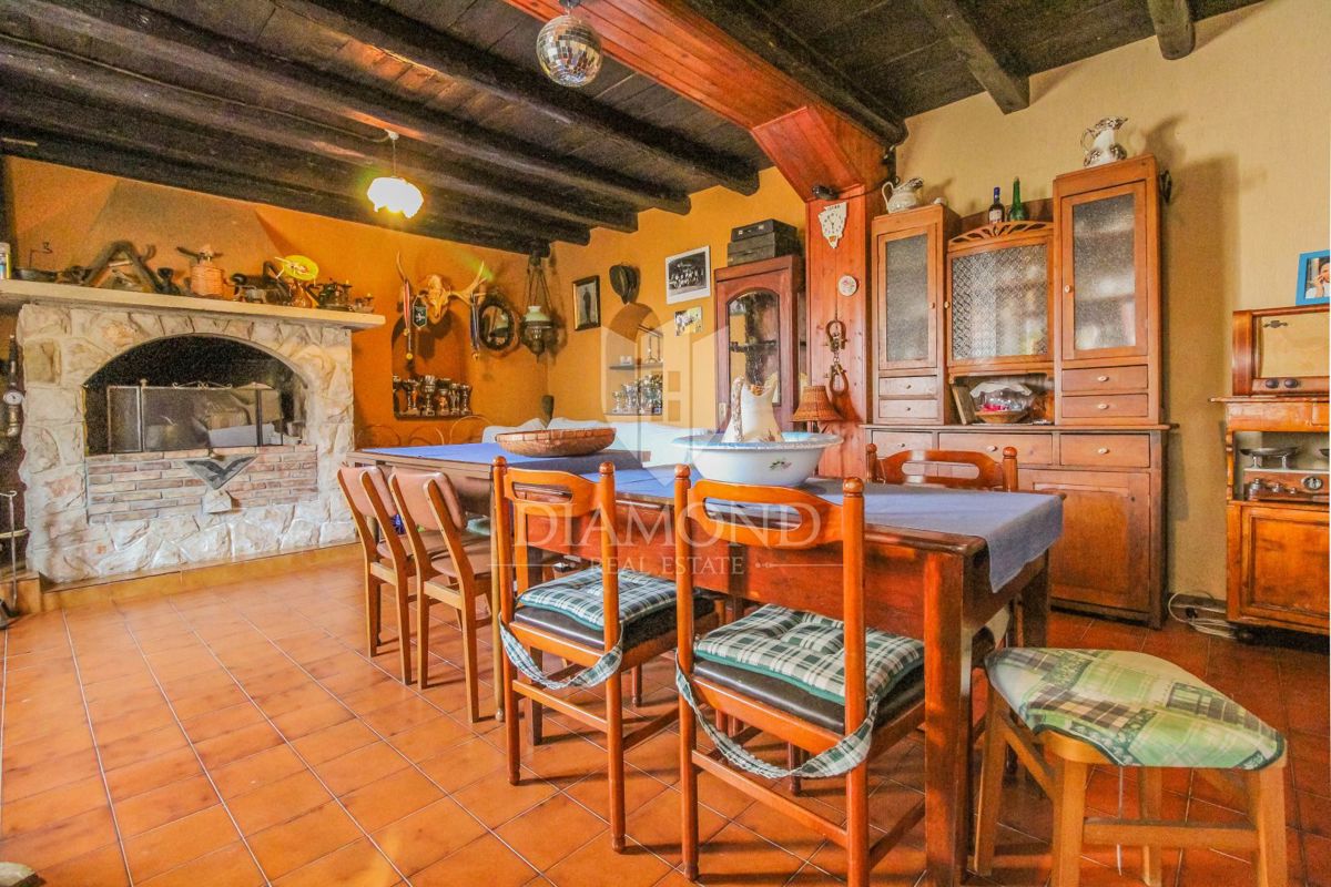 Buje, dintorni, casa indipendente con vista mare!