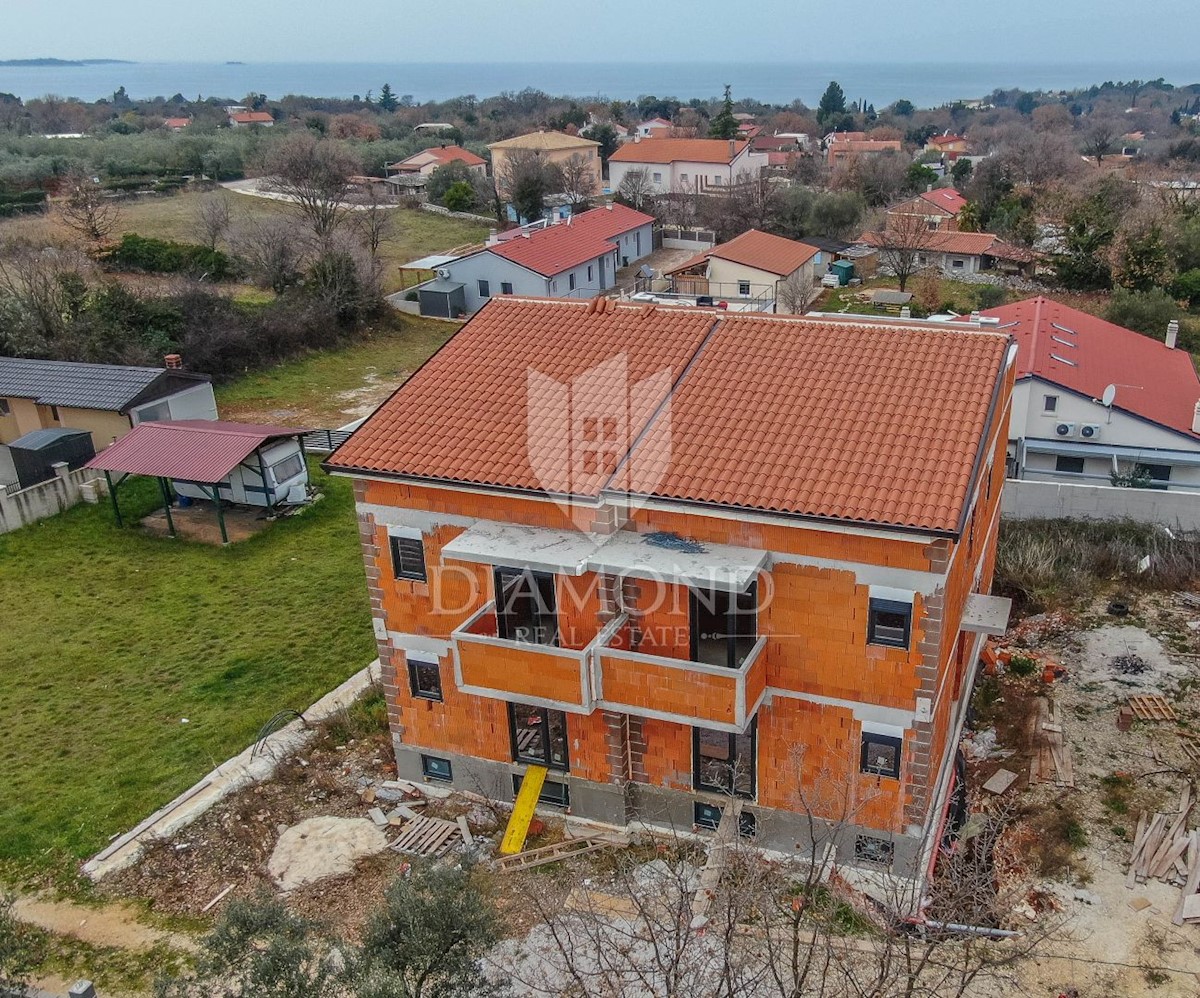 Fasana, dintorni, casa bifamiliare con vista mare