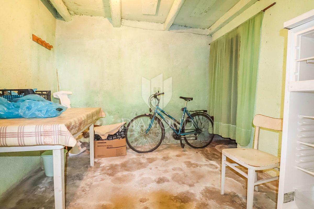 Dignano, dintorni, casa con ampio giardino